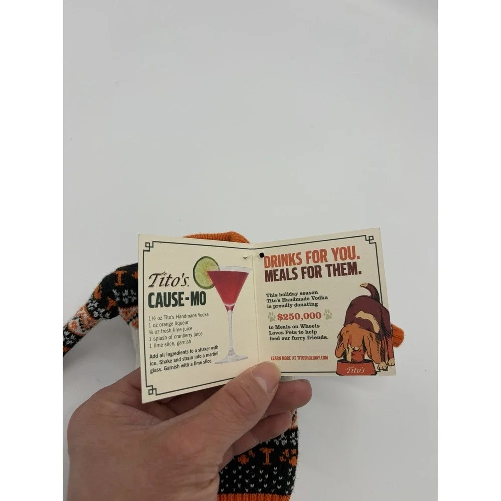 NEW Tito's Vodka Bottle / Doll Sweater Fits 750mL & L Bottles Dog People‎